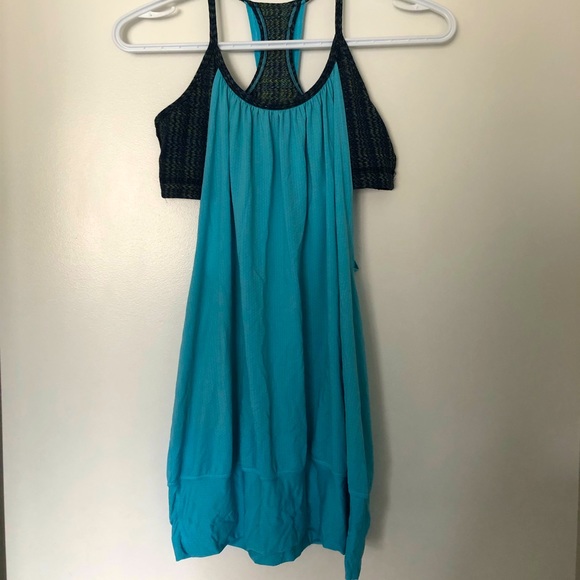 Lululemon tank with built-in bra - Picture 1 of 2